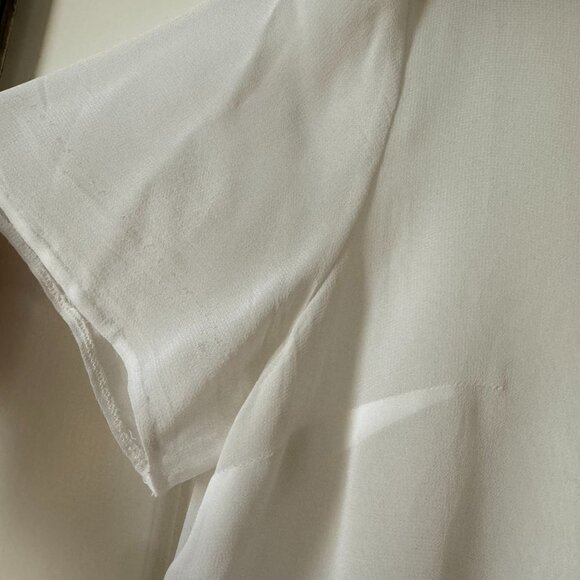 Vintage White Blouse with Rosettes - Picture 4 of 6